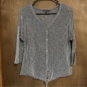 Gyft 3/4 Sleeve Shirt Striped‎ Medium